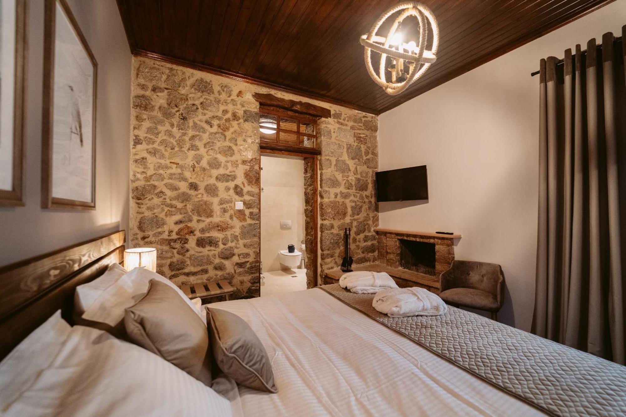 Afanos Guesthouse Arachova Room photo