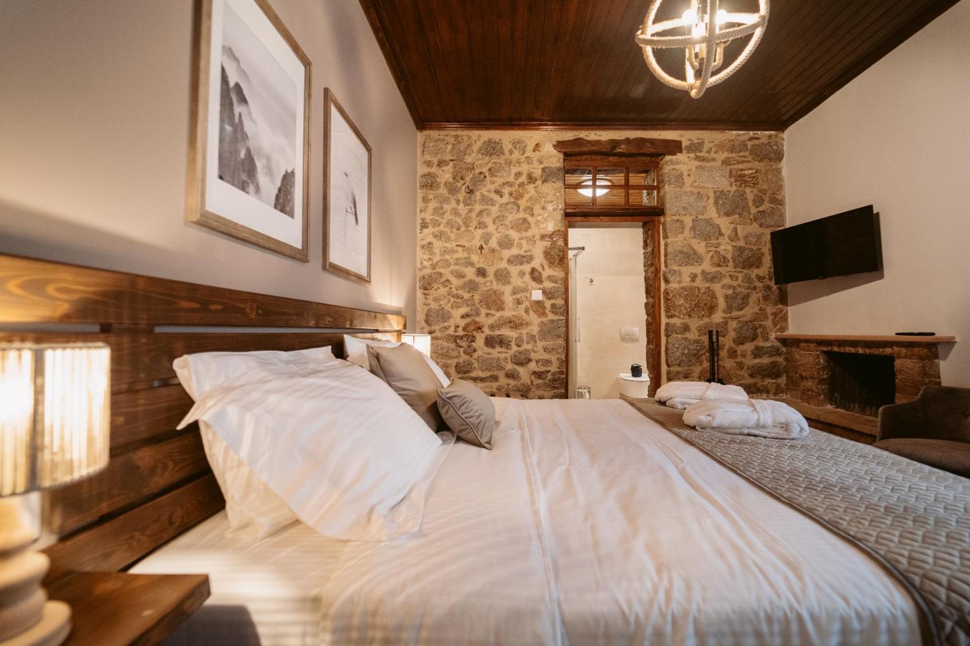 Afanos Guesthouse Arachova Room photo