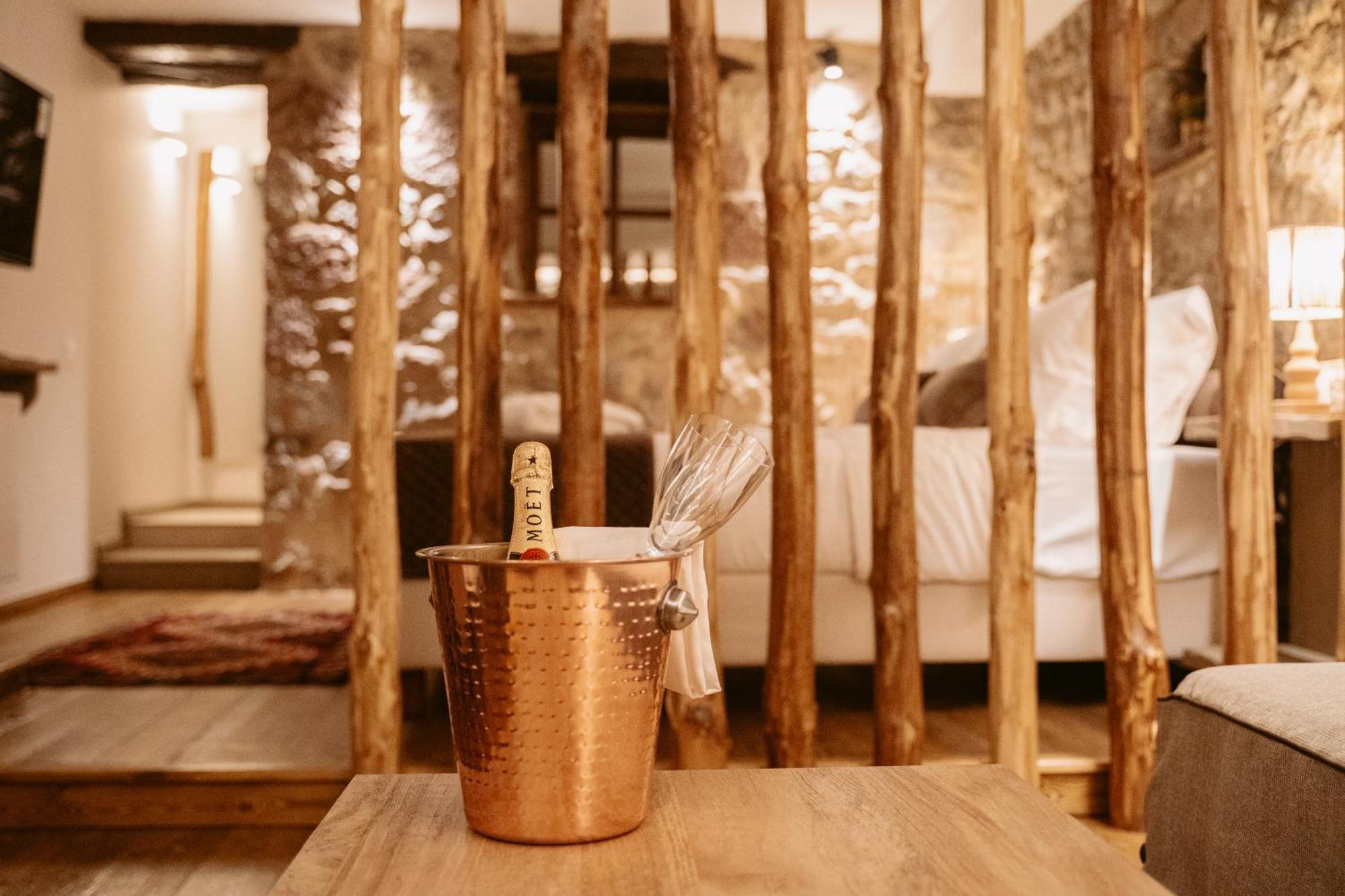 Afanos Guesthouse Arachova Room photo