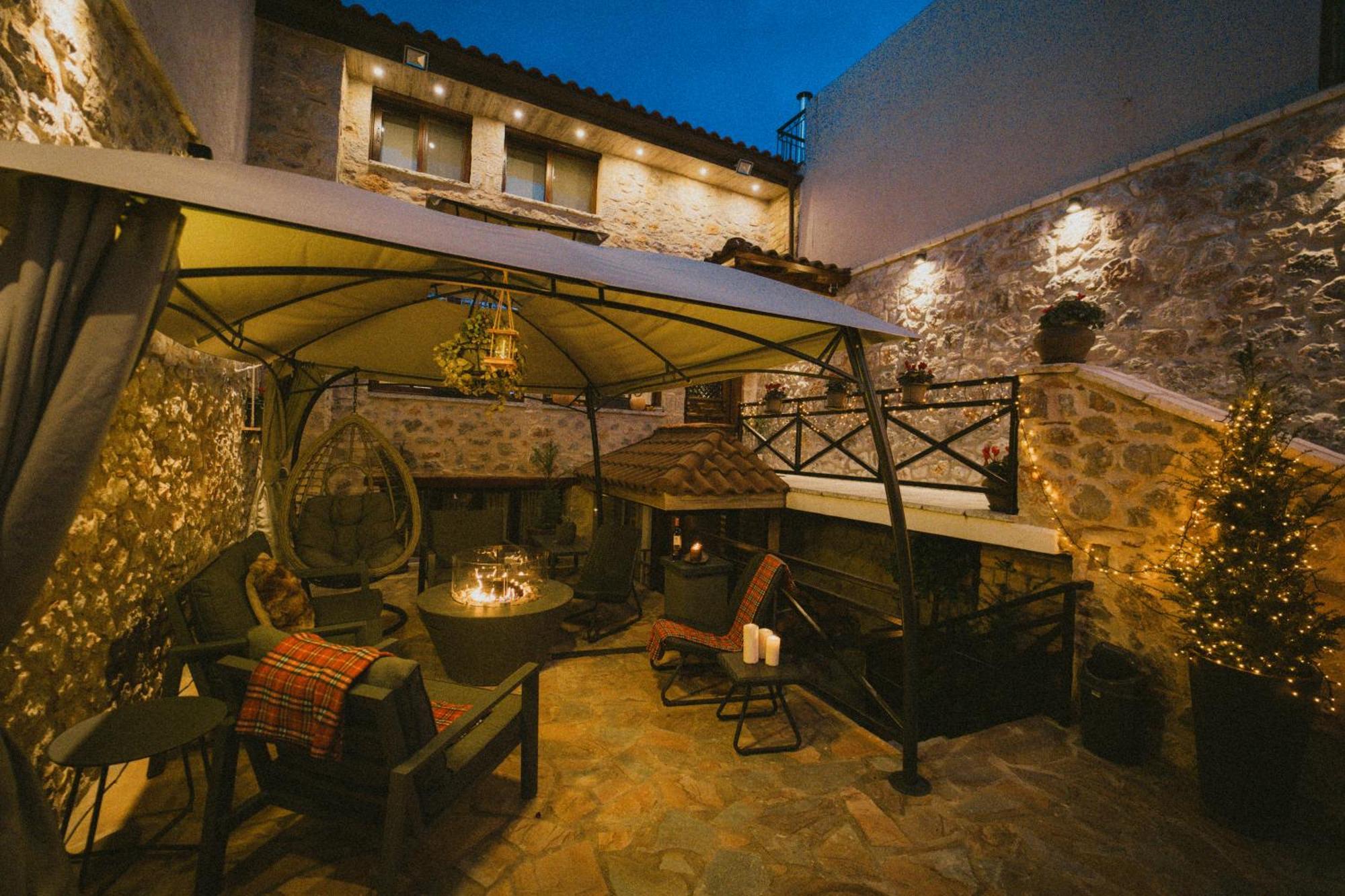 Afanos Guesthouse Arachova Exterior photo